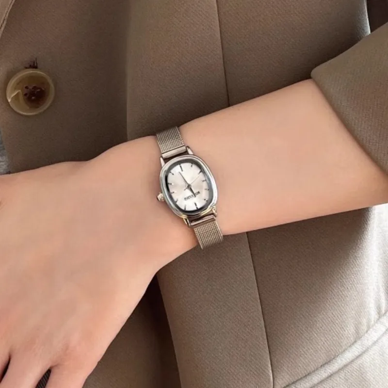 Small Oval Dial Green Watch Si - Luxury Watch For Women review and price
